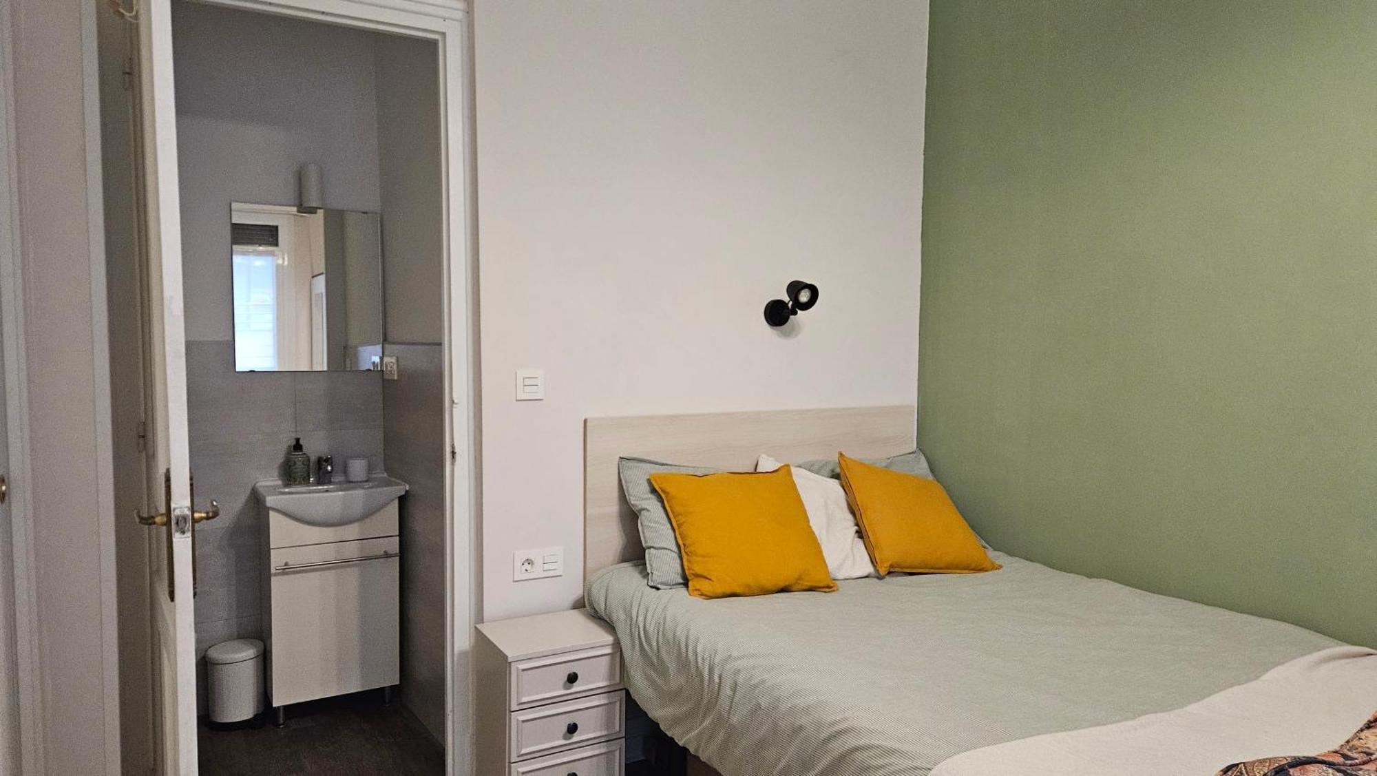 Central River Room - Private Wc Bilbao Ngoại thất bức ảnh